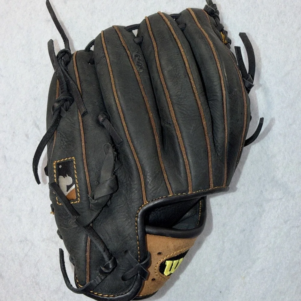 Wilson Pro Soft Yak 11.5 A1500BB0TIF Ecco Leather Baseball Glove Right RHT